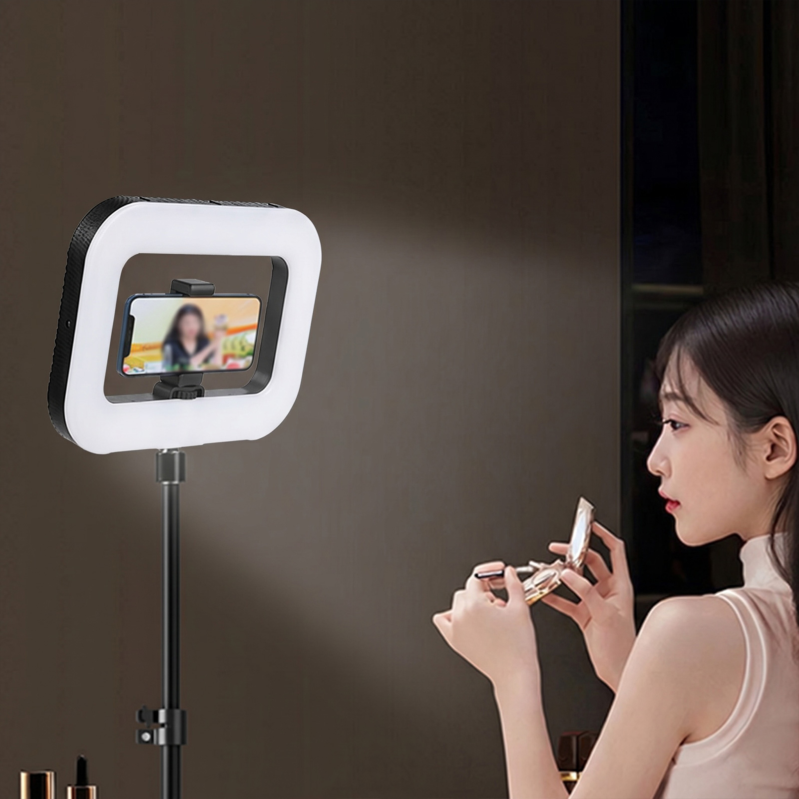 Luce di Riempimento Quadrata P - Photography Lighting Handheld recensione e prezzo
