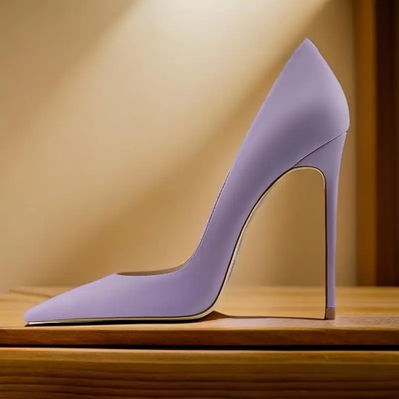 Scarpe con tacco alto a punta  - Photography With Lighting recensione e prezzo