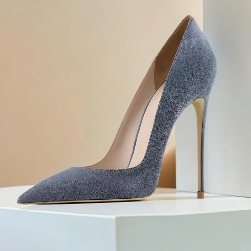 Scarpe con tacco alto a punta  - Photography With Lighting recensione e prezzo
