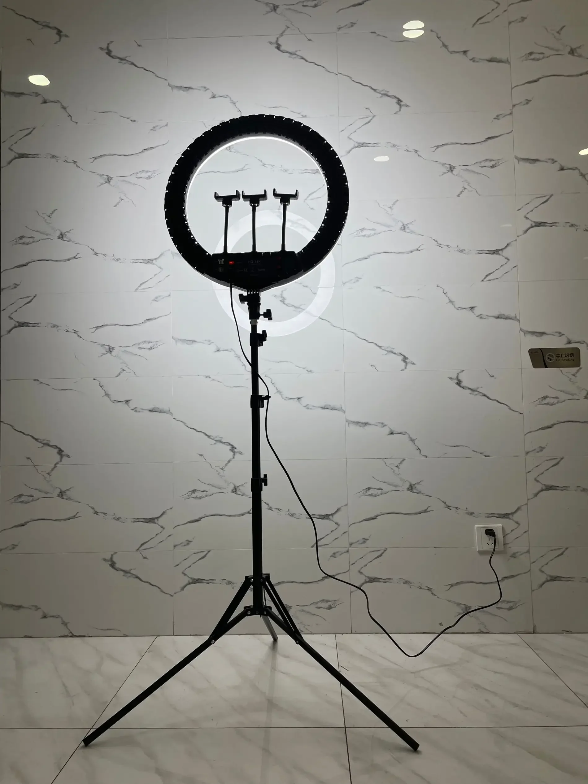 Set di illuminazione a LED da  - Photography With Lighting recensione e prezzo